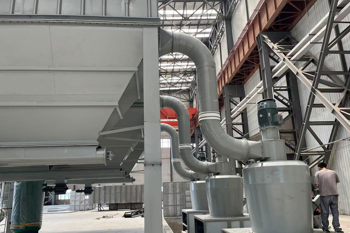 遼寧營口某非金屬礦超細粉碎生產線